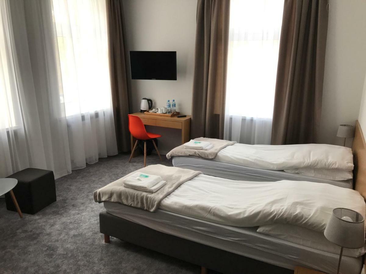 7 Rooms Mtp Poznań Exteriör bild